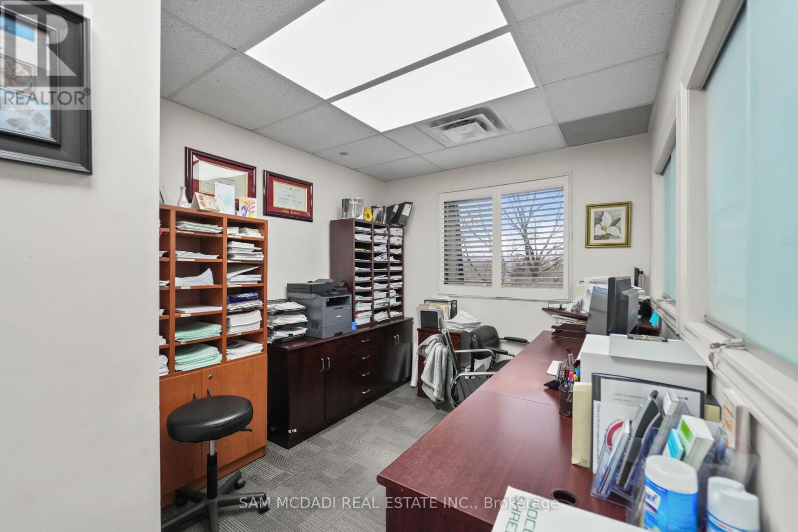 1645 Dundas Street W Property Photo 48