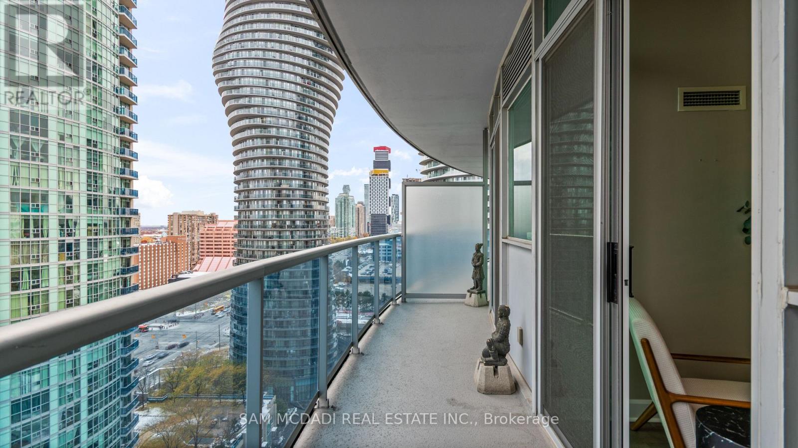 1805 - 80 Absolute Avenue S Property Photo 17