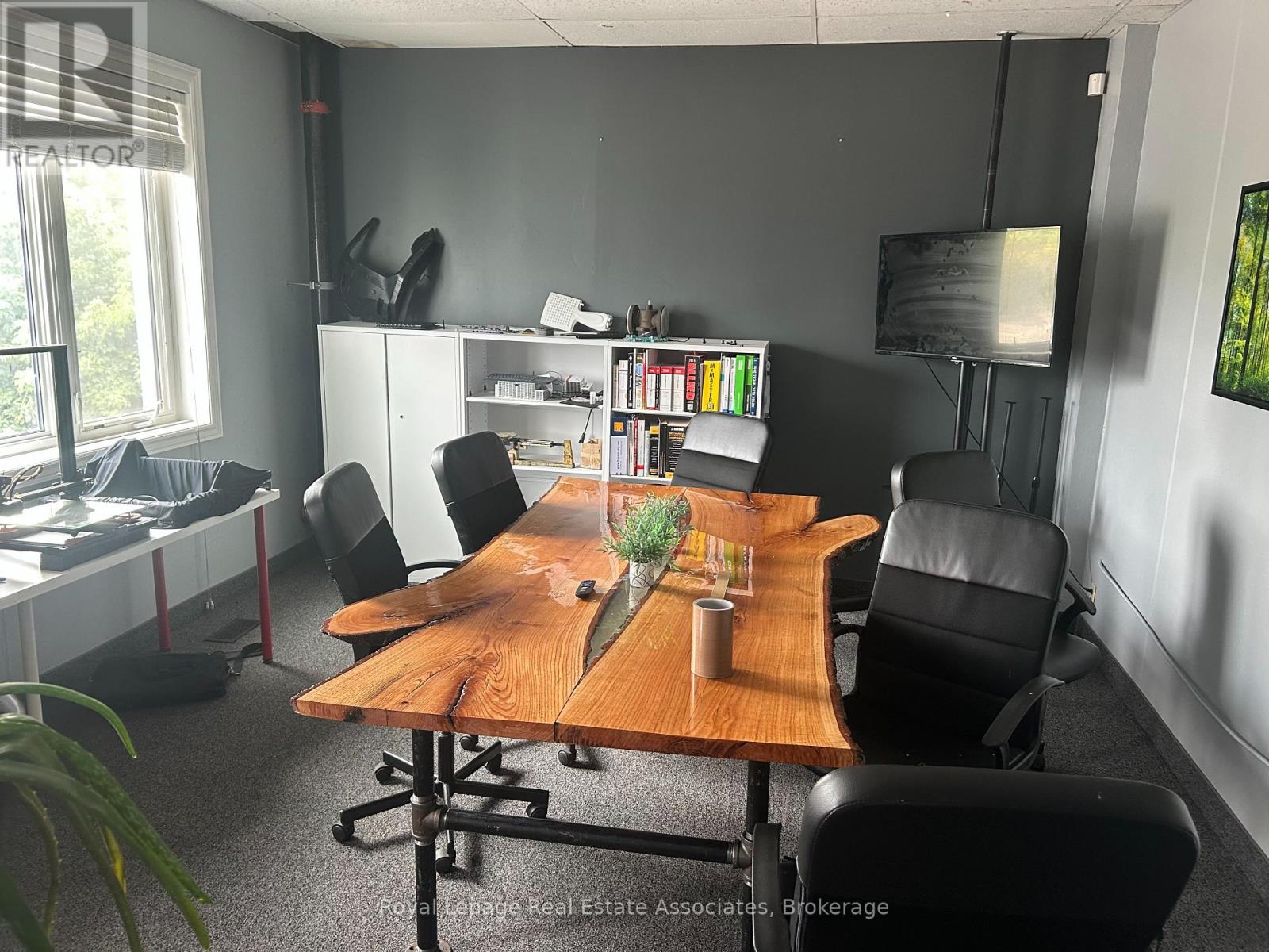 153 Perth Street Property Photo 4