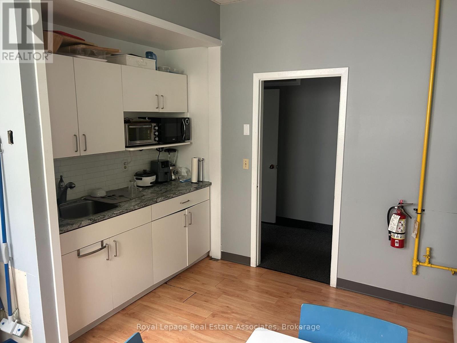 153 Perth Street Property Photo 8