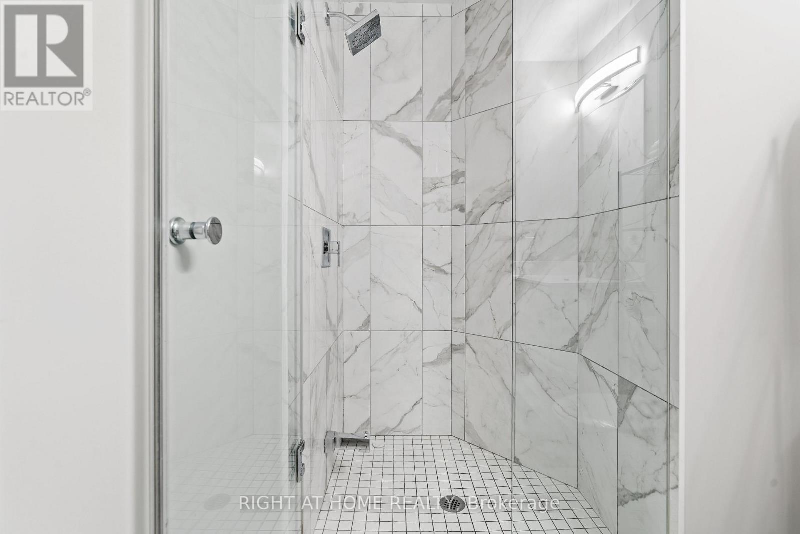 329 - 30 Shore Breeze Drive Property Photo 12