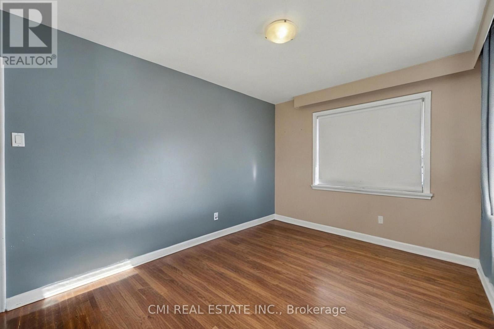 2610 Islington Avenue Property Photo 20