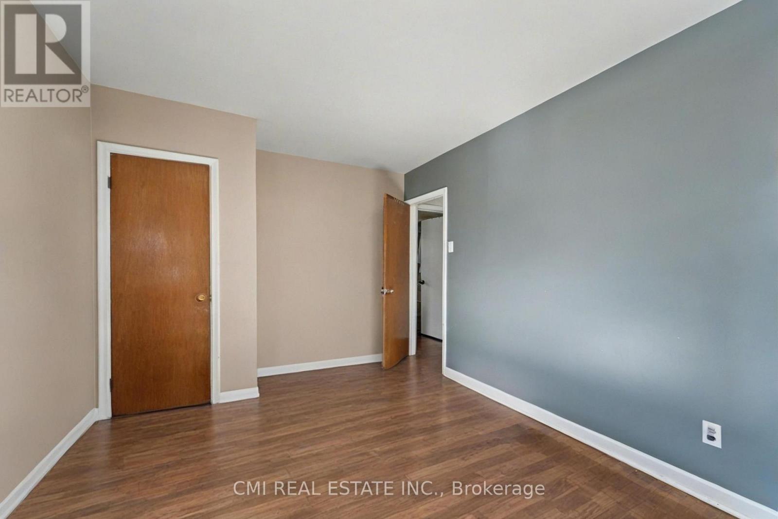 2610 Islington Avenue Property Photo 21