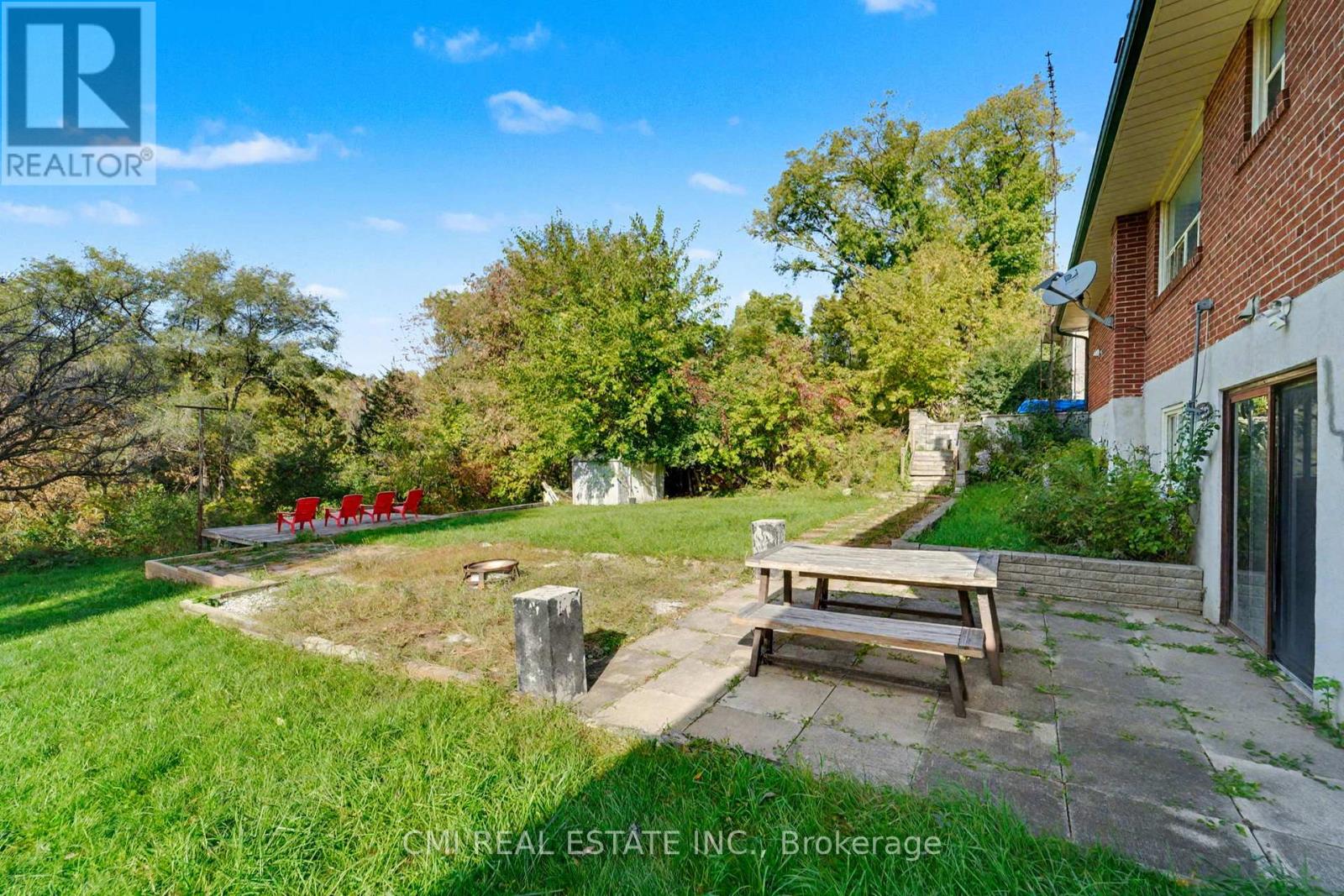 2610 Islington Avenue Property Photo 37