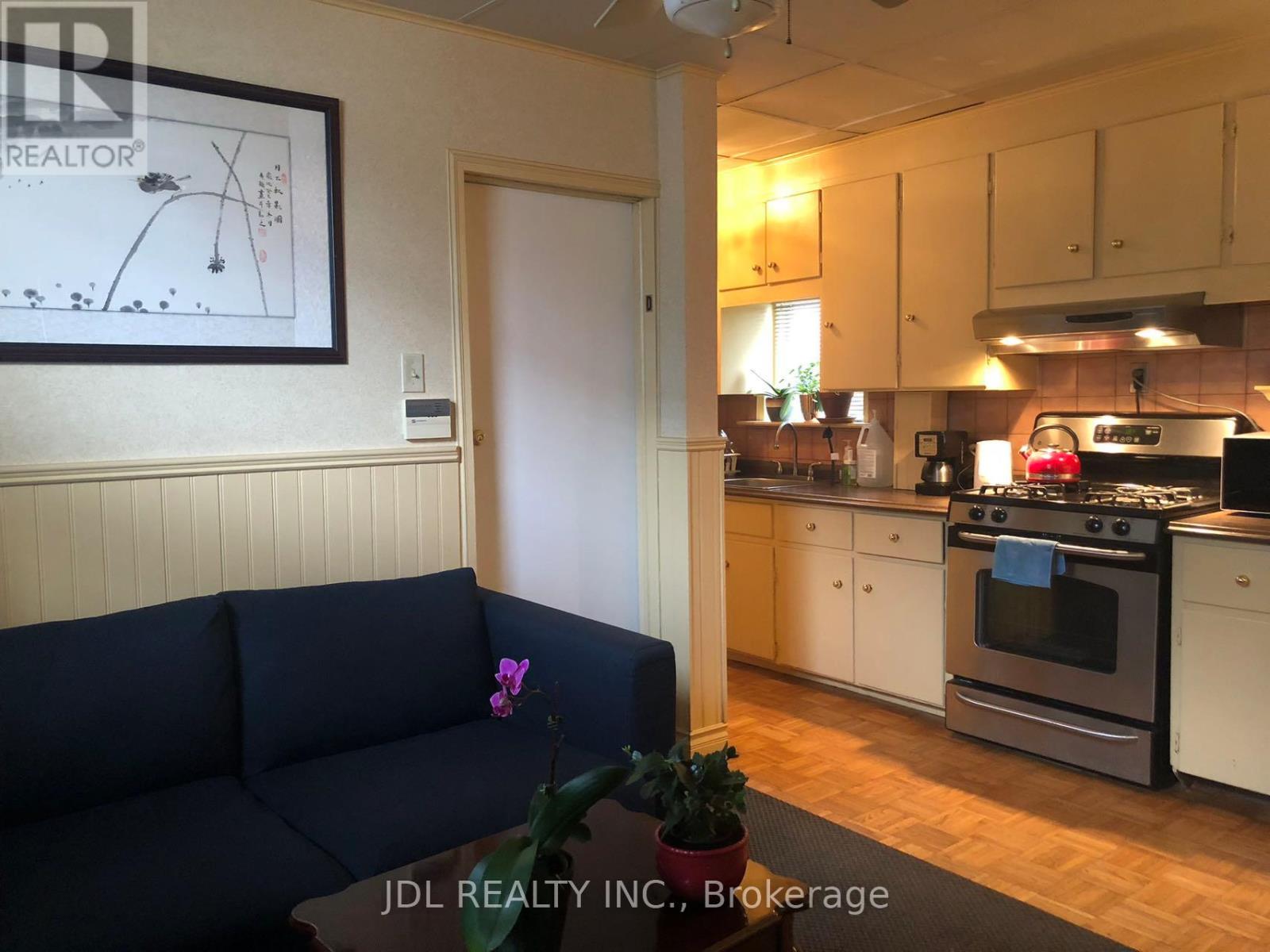 61 Guestville Avenue Property Photo 12