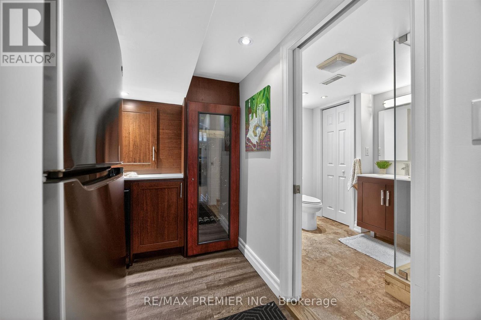 19 Park Lane Property Photo 37