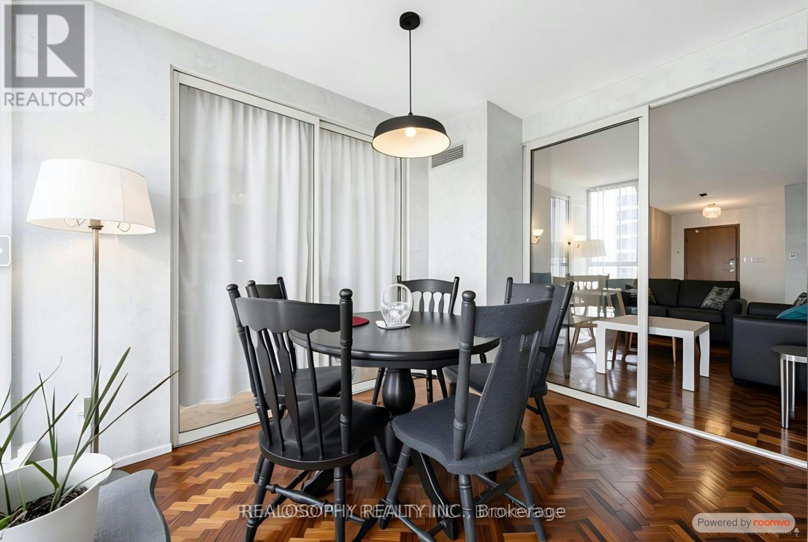 756 - 24 Southport Street Property Photo 7