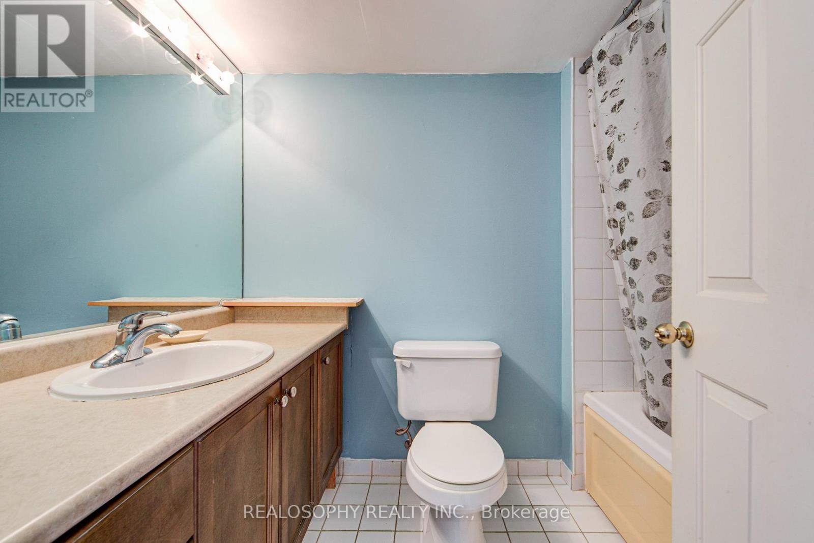 756 - 24 Southport Street Property Photo 10