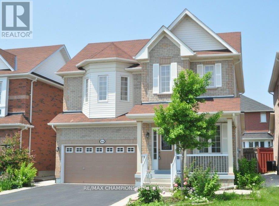 104 Masters Green Crescent Property Photo 2