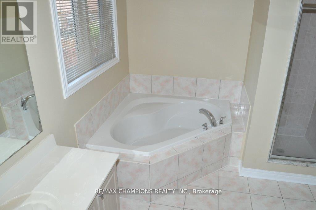 104 Masters Green Crescent Property Photo 16