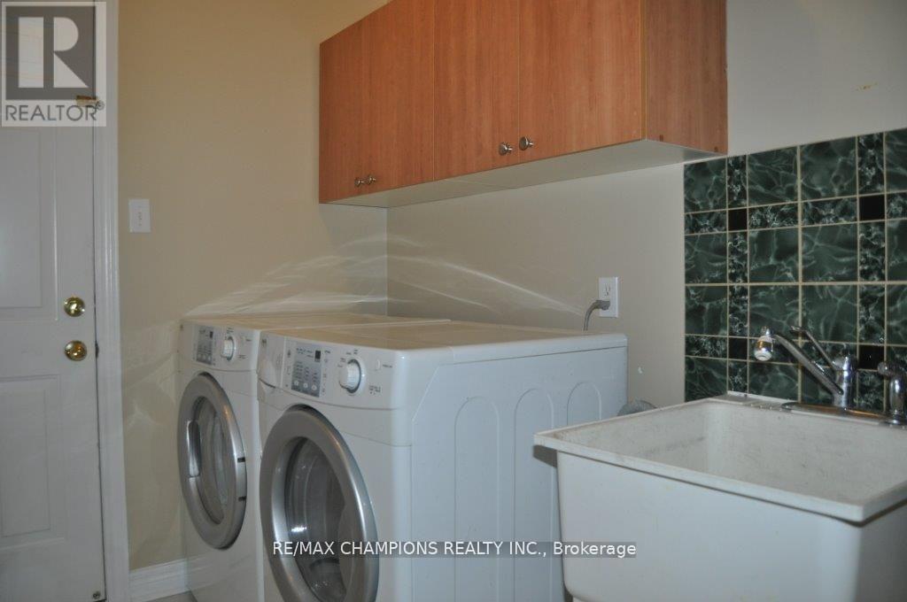 104 Masters Green Crescent Property Photo 19