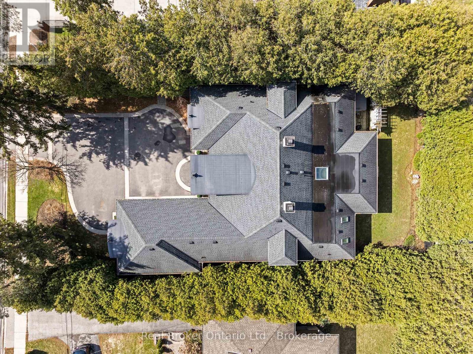 4507 Lakeshore Road Property Photo 46