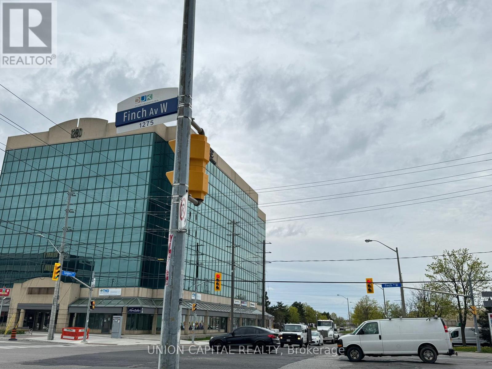 504 - 1275 Finch Avenue W Property Photo 4