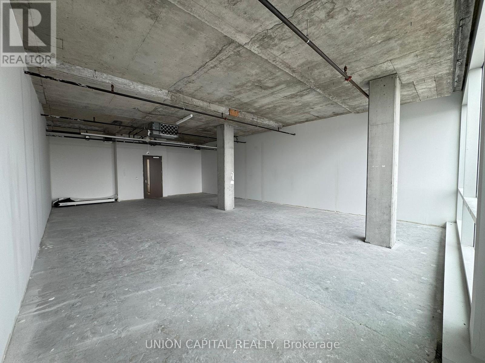 504 - 1275 Finch Avenue W Property Photo 13