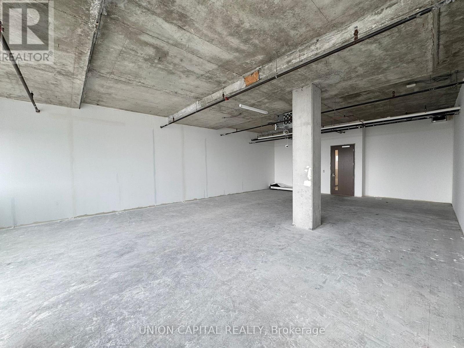 504 - 1275 Finch Avenue W Property Photo 14
