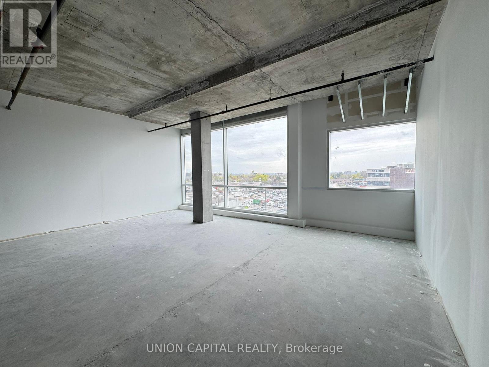 504 - 1275 Finch Avenue W Property Photo 15