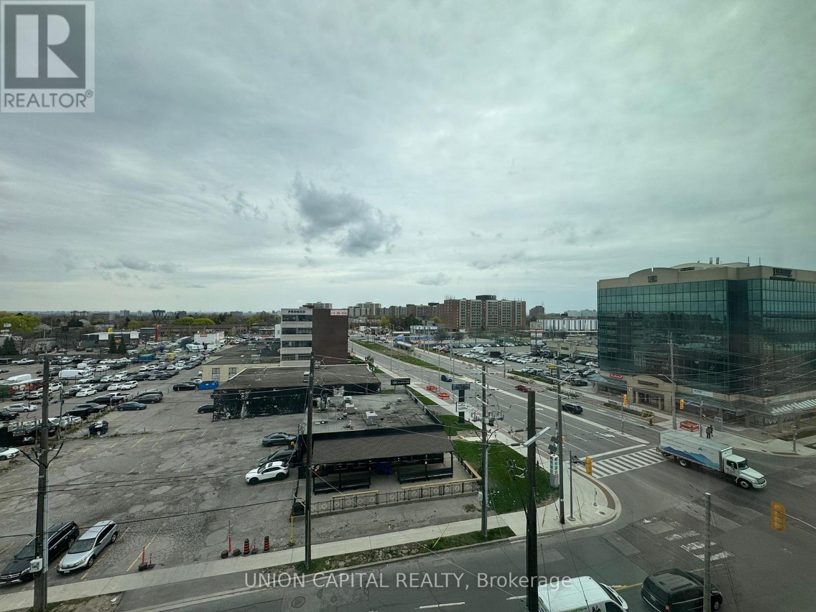 504 - 1275 Finch Avenue W Property Photo 22