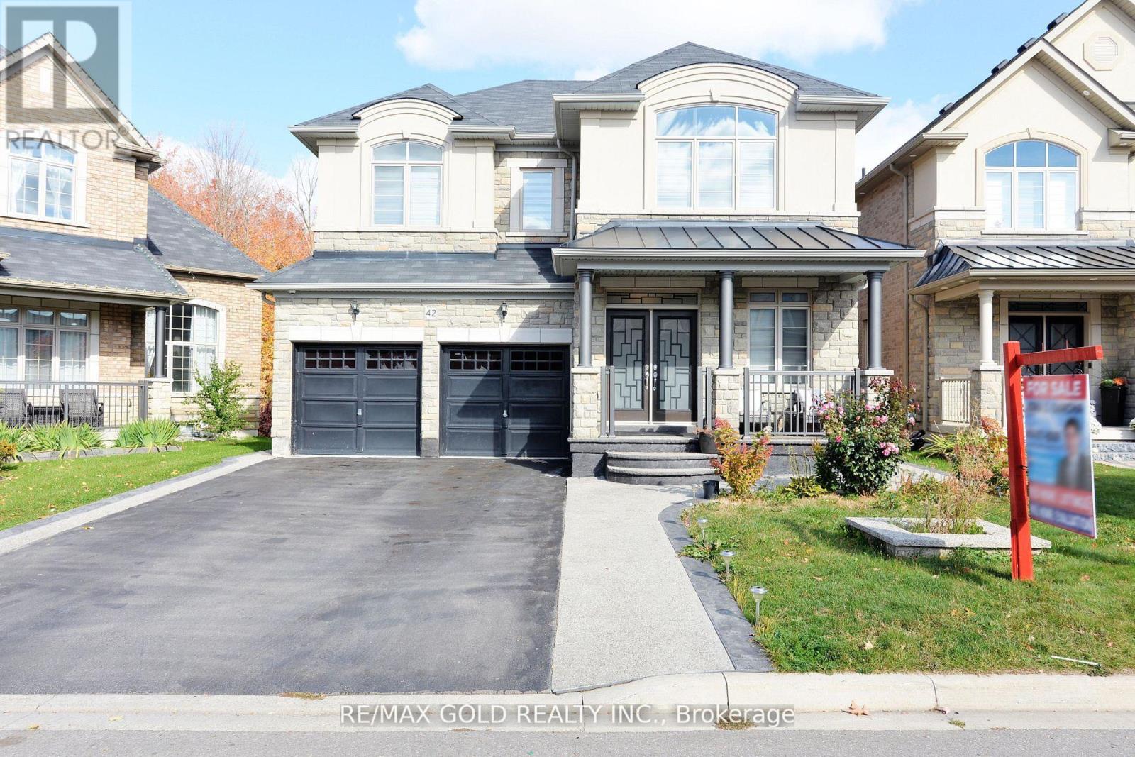 42 BROOKWATER CRESCENT