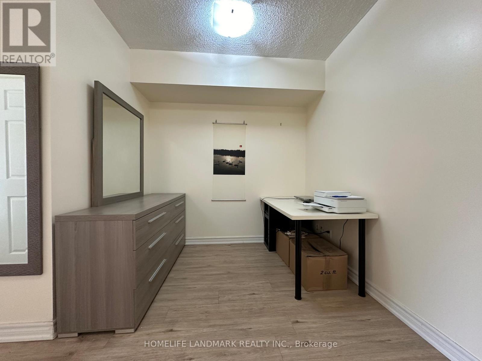 1014 - 3043 Finch Avenue W Property Photo 10