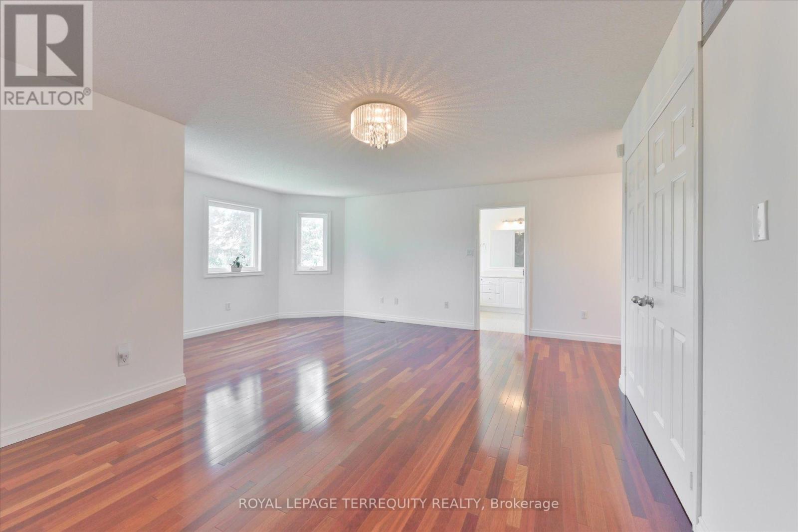 2216 Dunvegan Avenue Property Photo 22