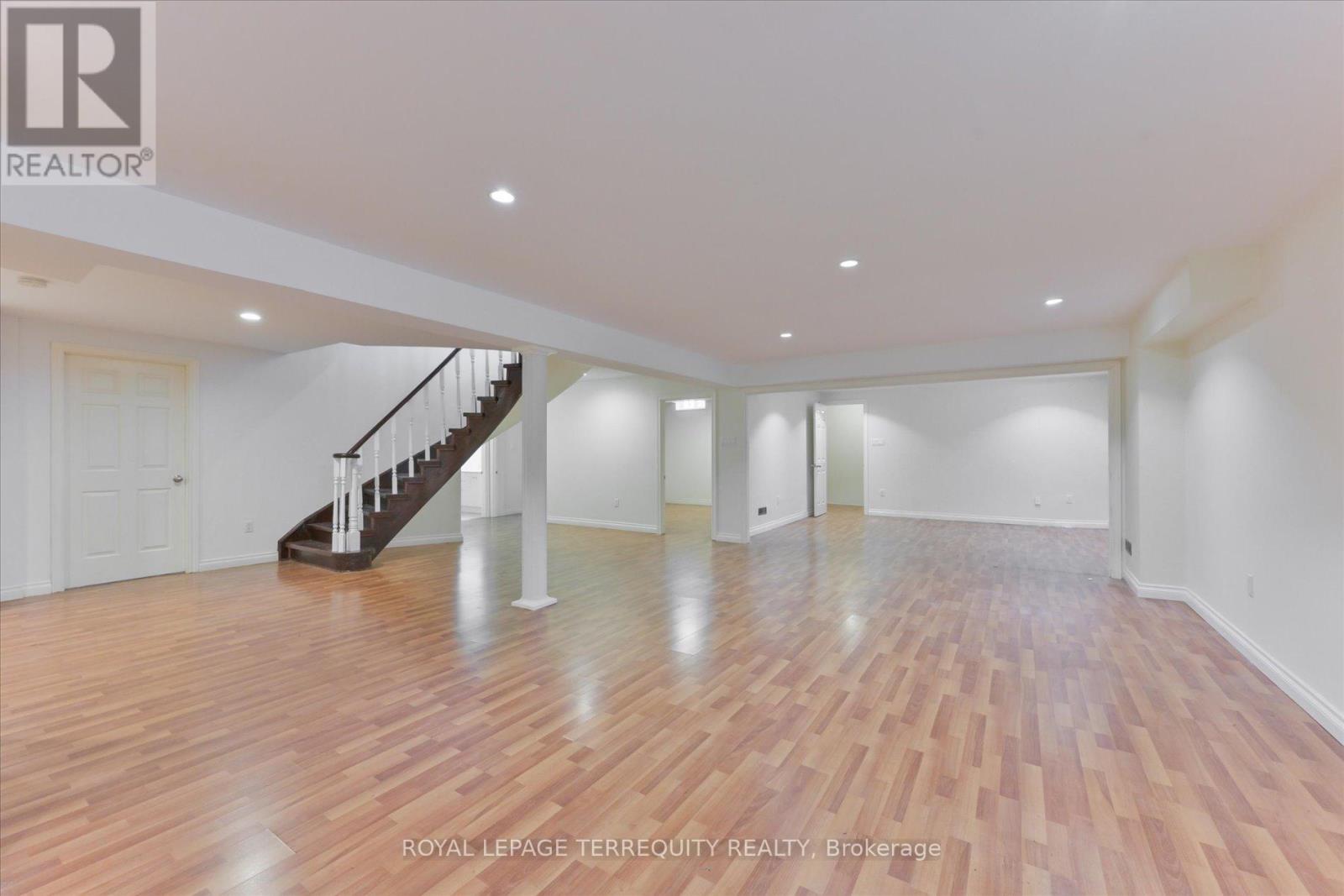 2216 Dunvegan Avenue Property Photo 31