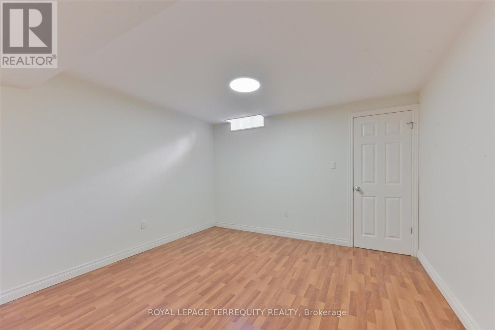 2216 Dunvegan Avenue Property Photo 36