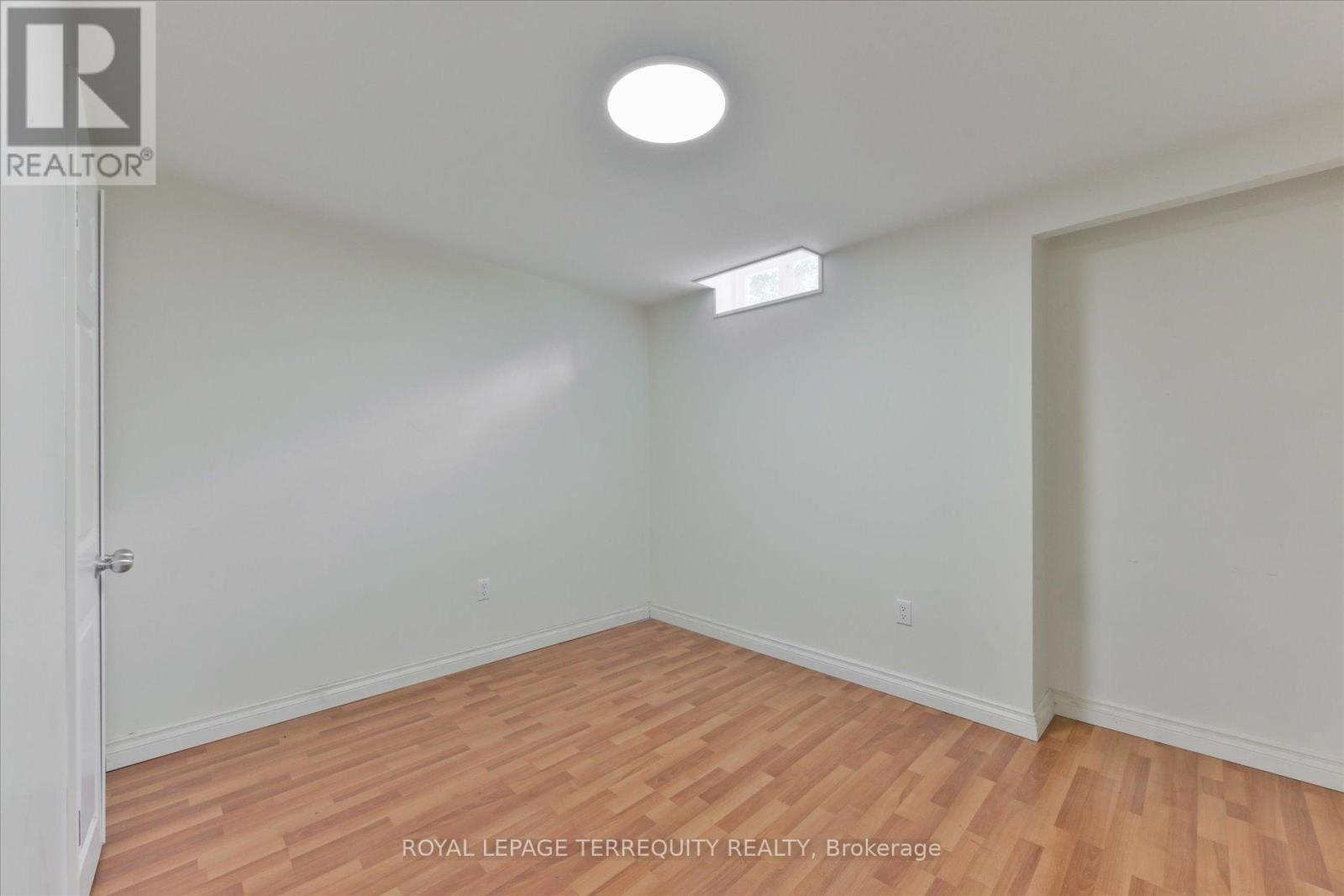2216 Dunvegan Avenue Property Photo 37