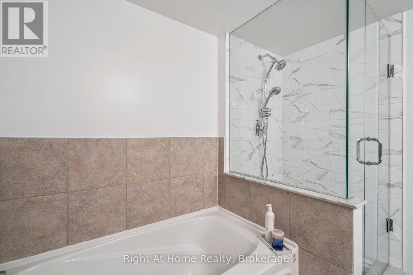 605 - 2111 Lake Shore Boulevard W Property Photo 14