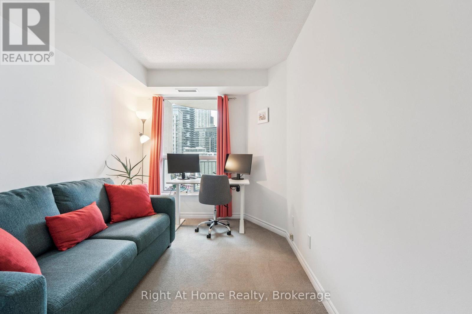 605 - 2111 Lake Shore Boulevard W Property Photo 15