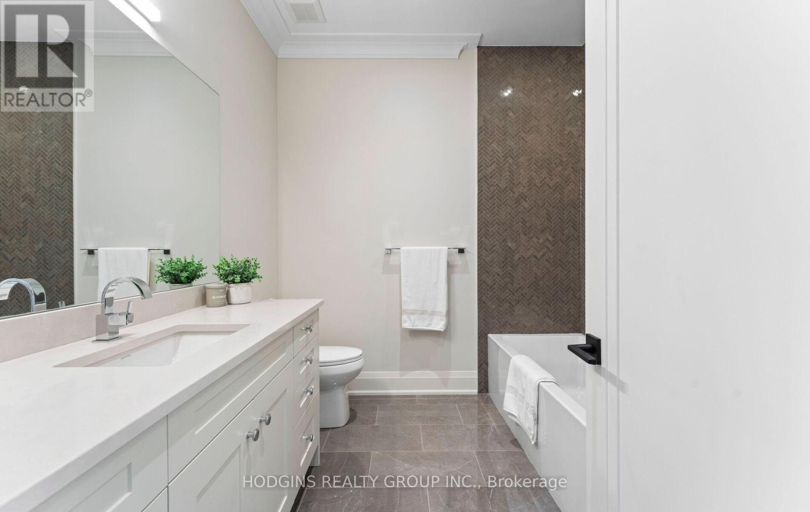 4 - 1136 Mona Road Property Photo 17