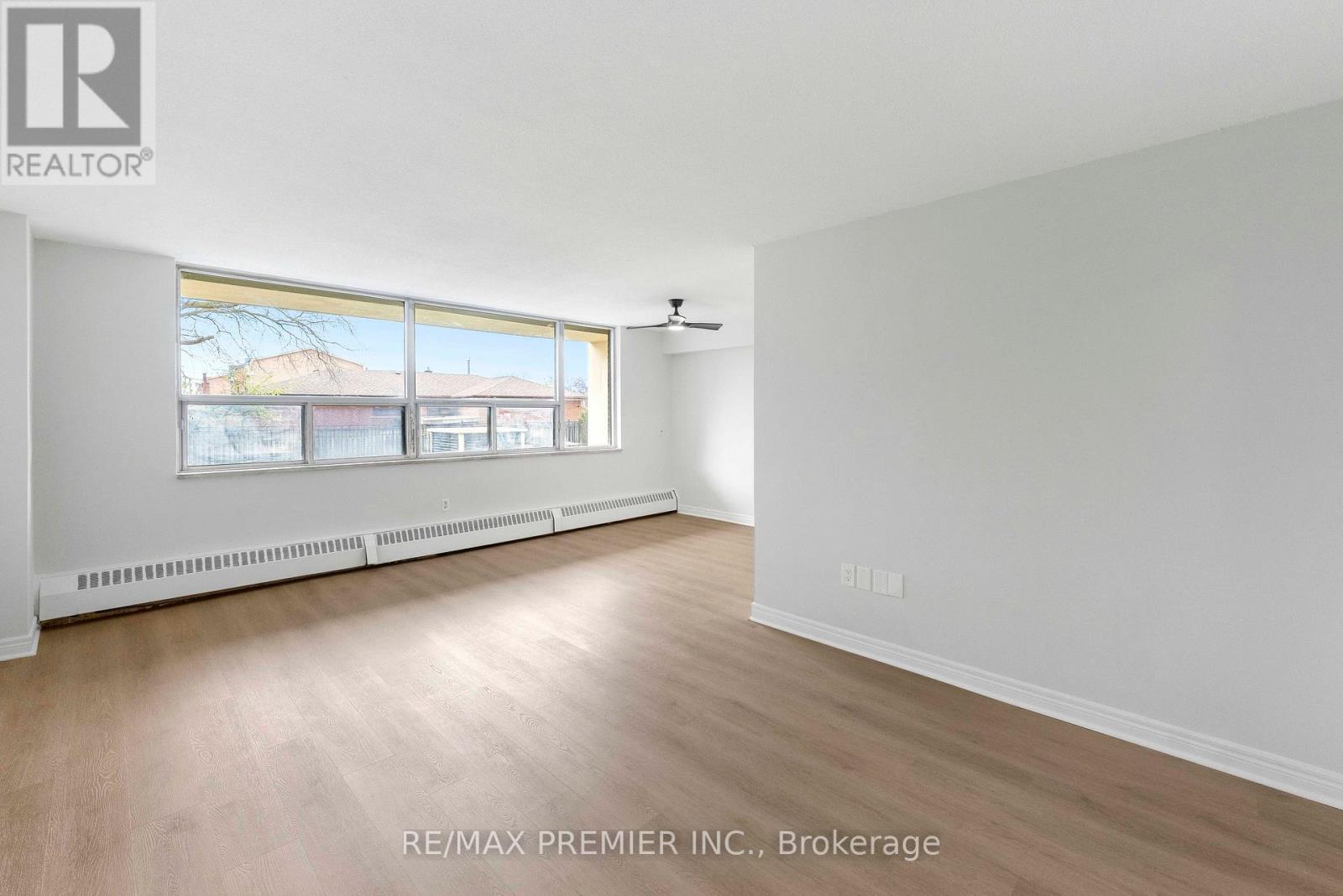 105 - 5 Frith Road Property Photo 2