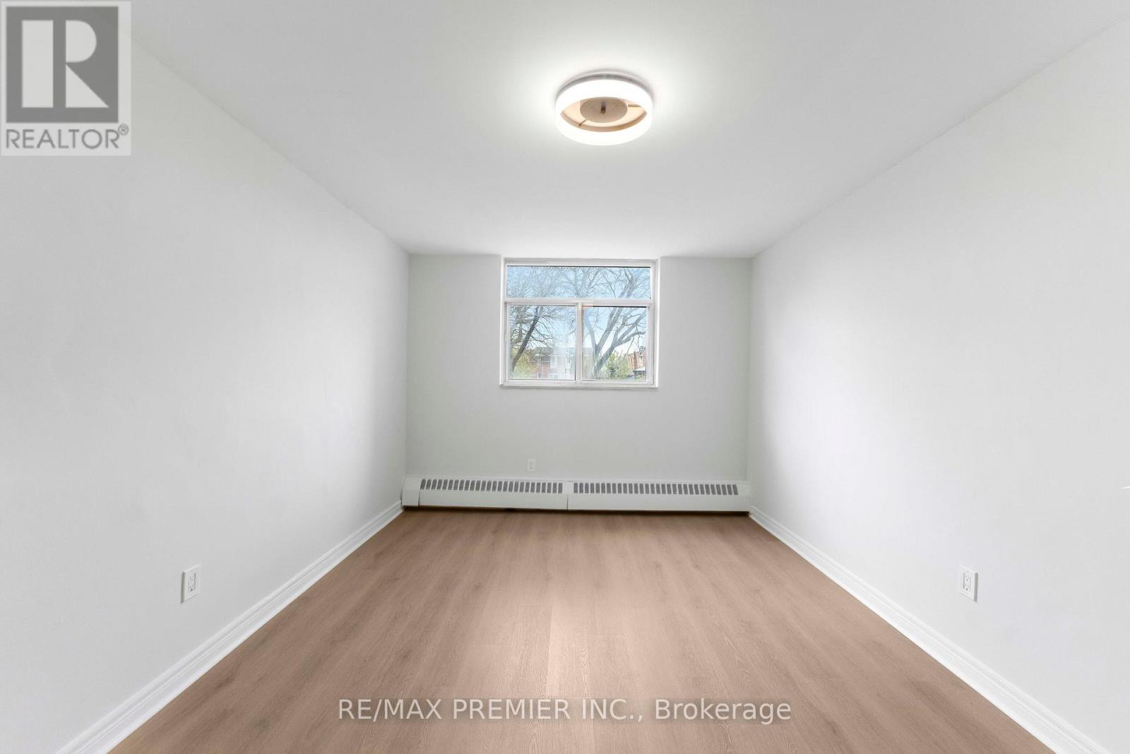 105 - 5 Frith Road Property Photo 12