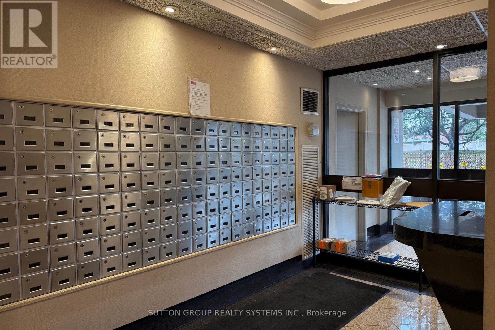 504 - 1300 Mississauga Valley Boulevard Property Photo 4