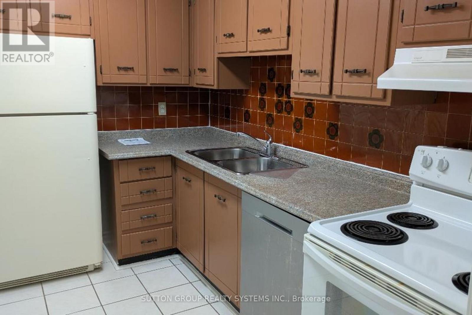 504 - 1300 Mississauga Valley Boulevard Property Photo 7