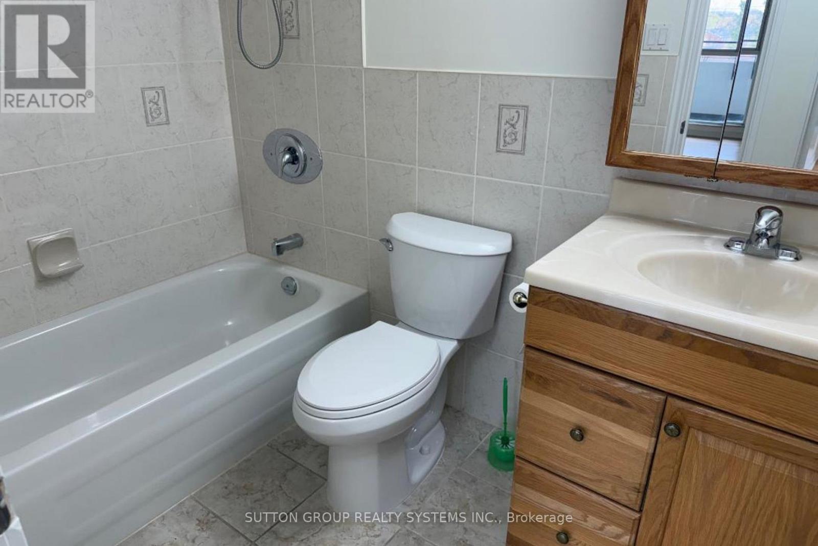 504 - 1300 Mississauga Valley Boulevard Property Photo 9