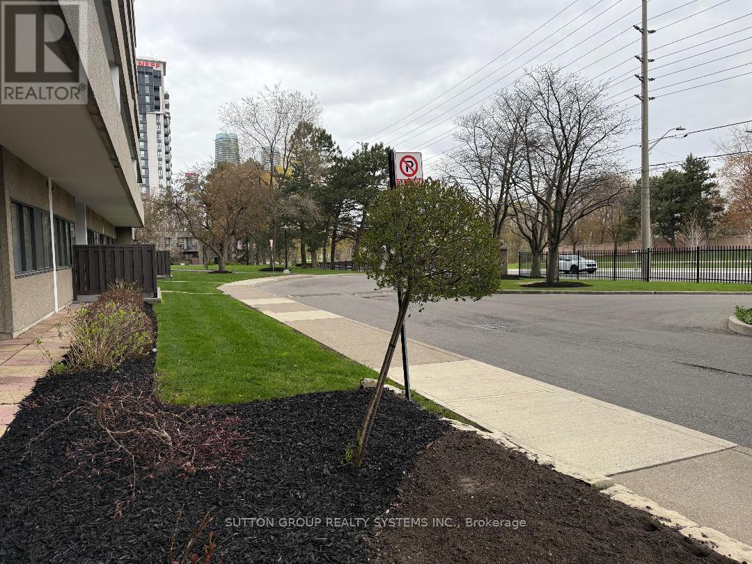 504 - 1300 Mississauga Valley Boulevard Property Photo 13