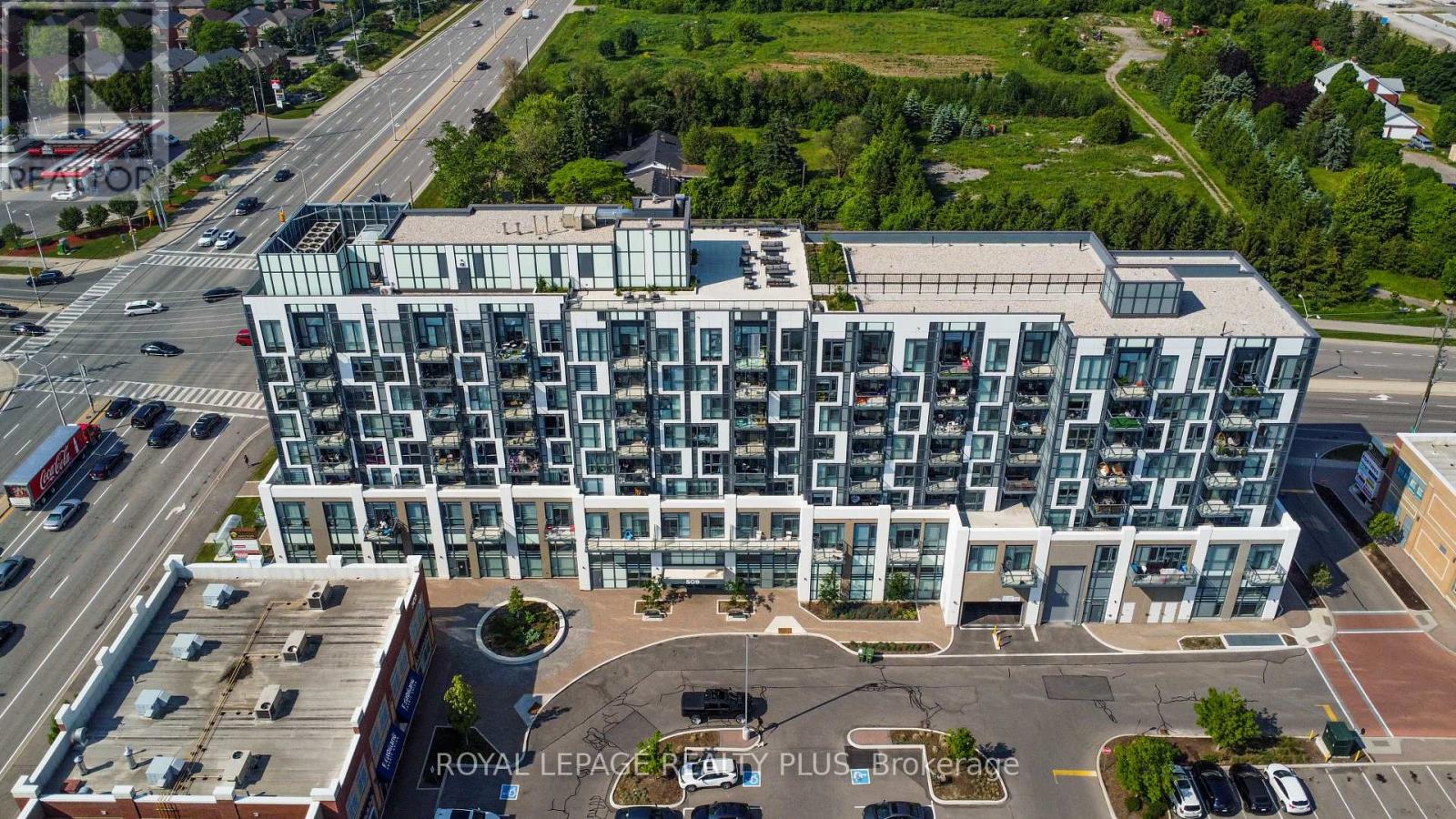 701 - 509 DUNDAS STREET W Property Photo 1