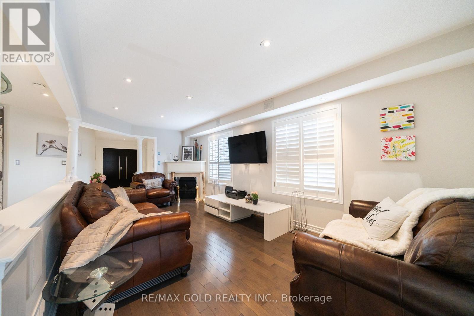 19 Spring Valley Court Property Photo 9