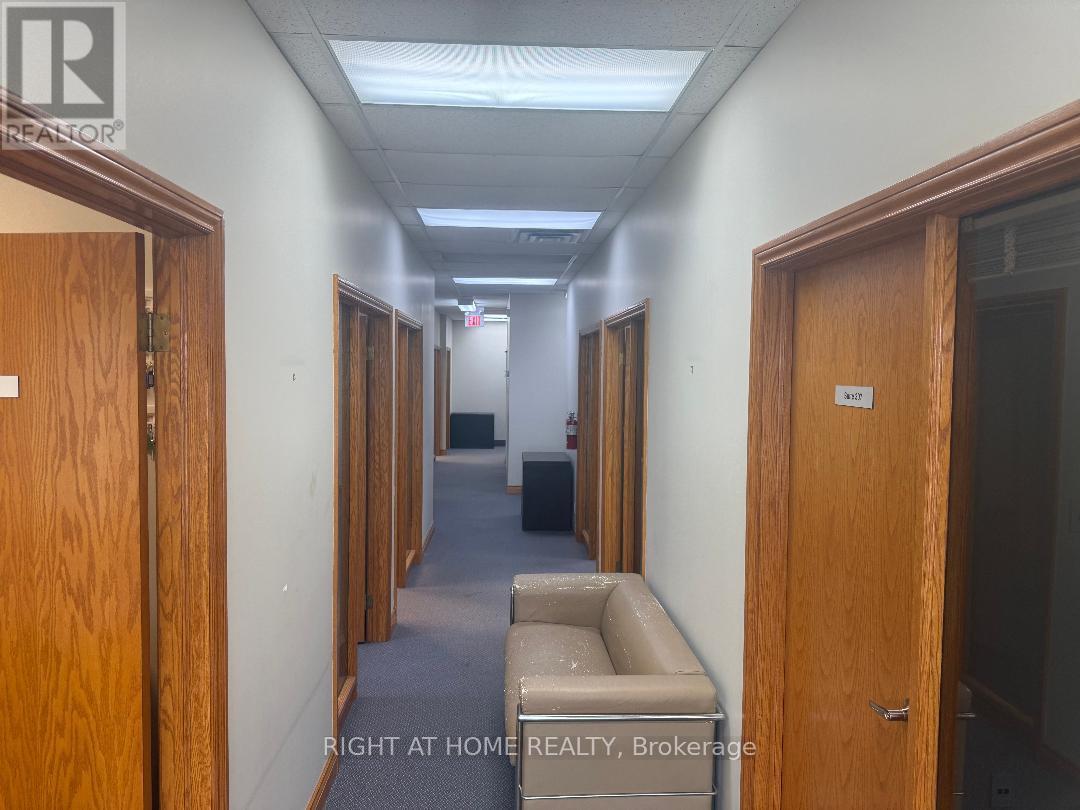 Upper - 4304 Village Centre Court Property Photo 7