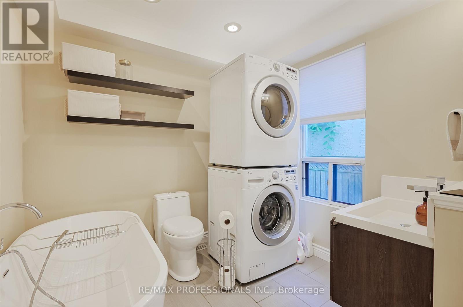 53 Tilden Crescent Property Photo 32