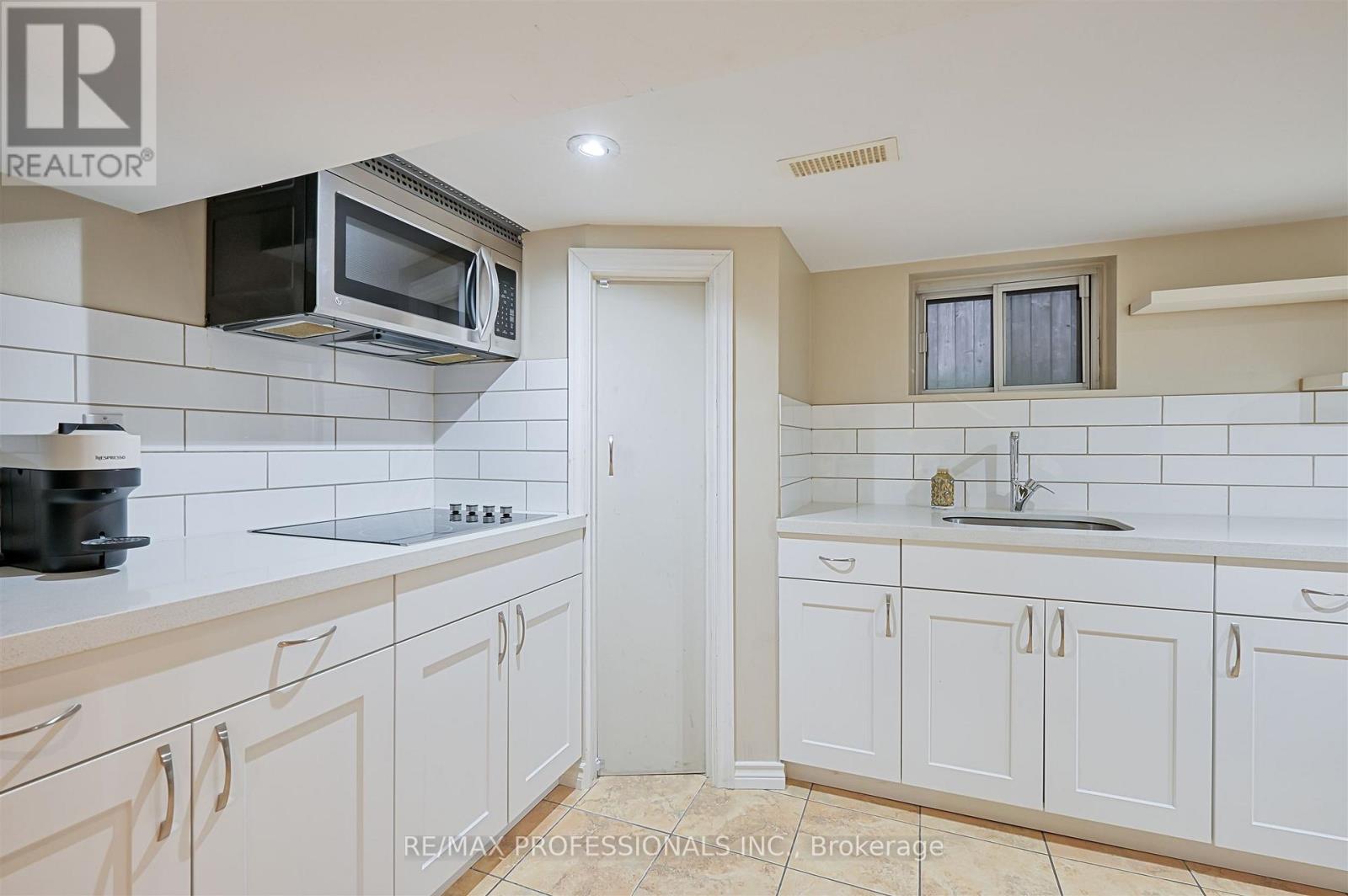 53 Tilden Crescent Property Photo 36