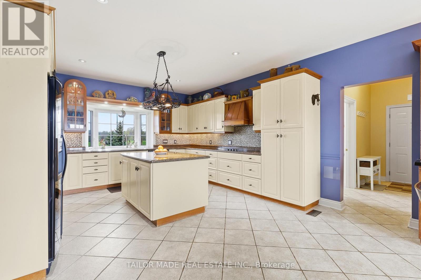 1749 Station Road Property Photo 4