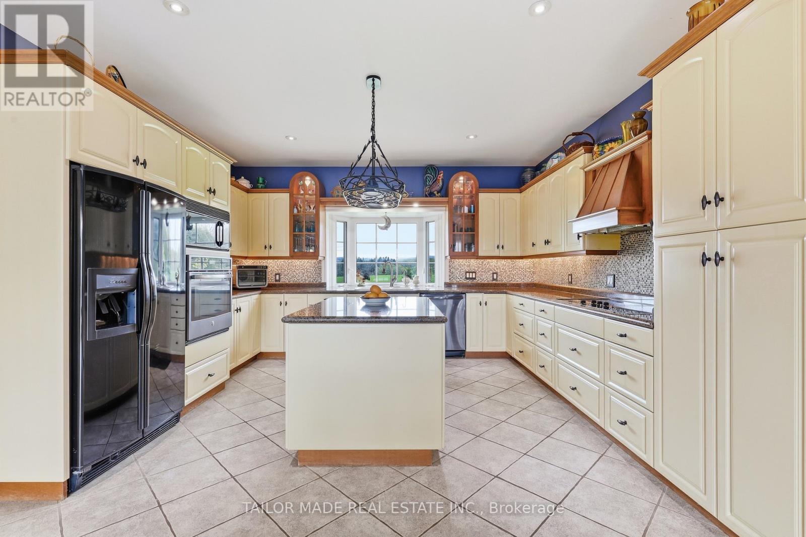 1749 Station Road Property Photo 6