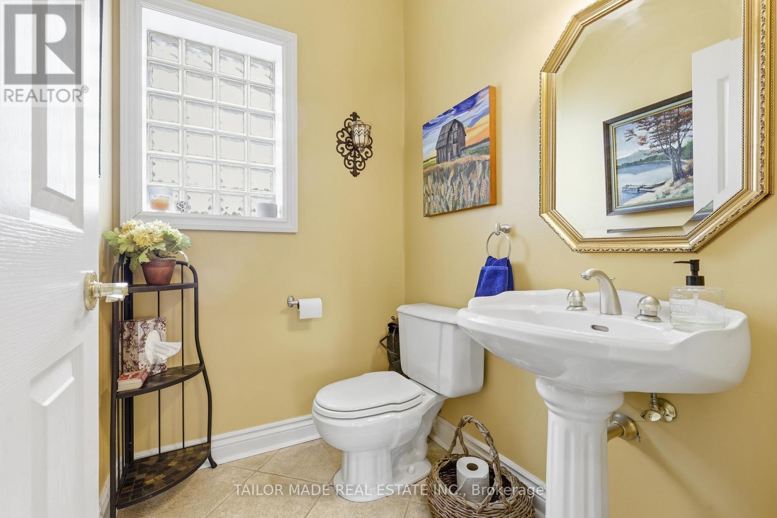 1749 Station Road Property Photo 10