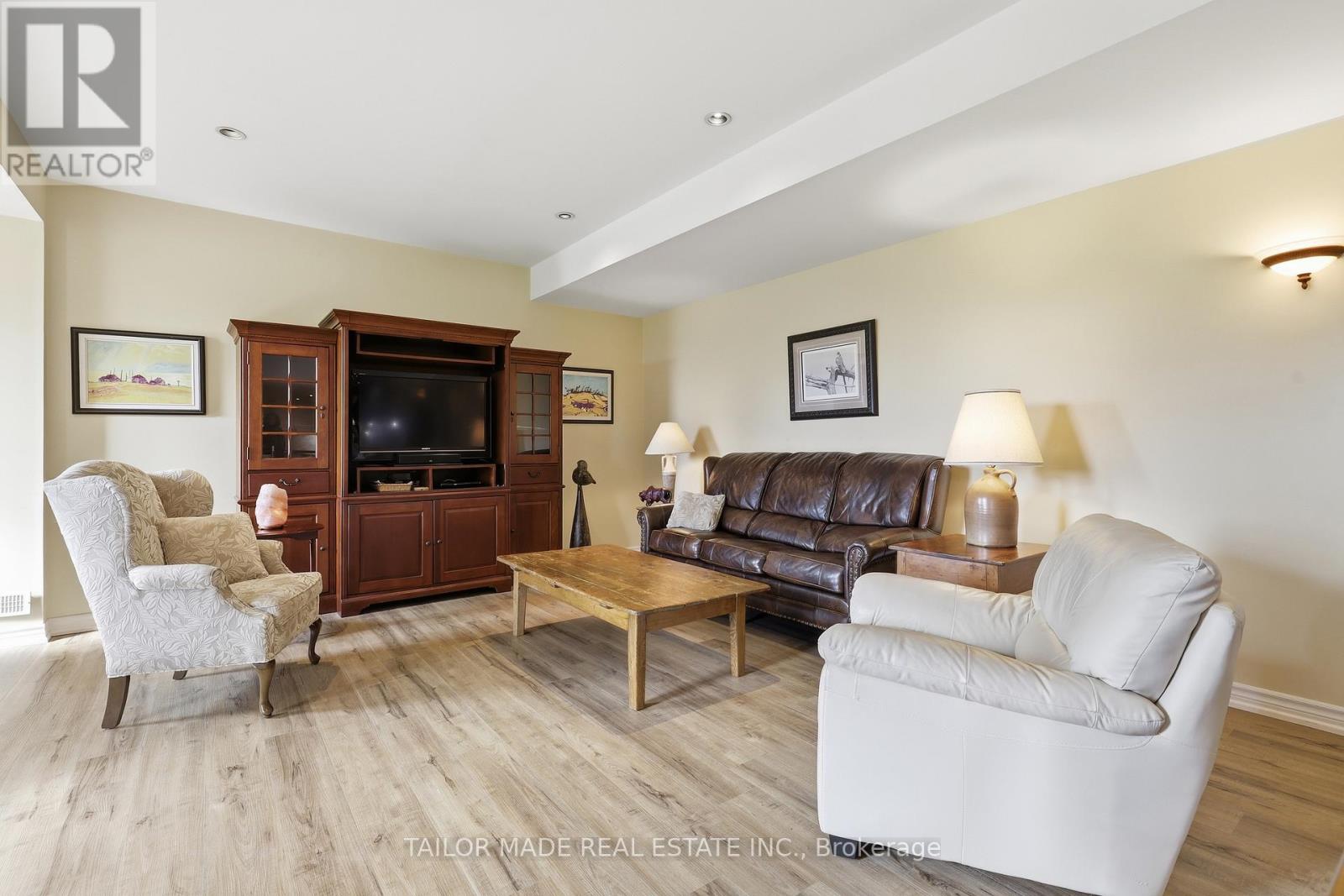 1749 Station Road Property Photo 37