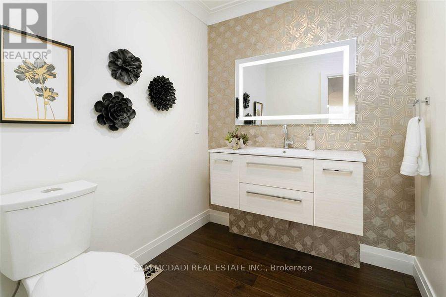 2064 Almira Court Property Photo 7