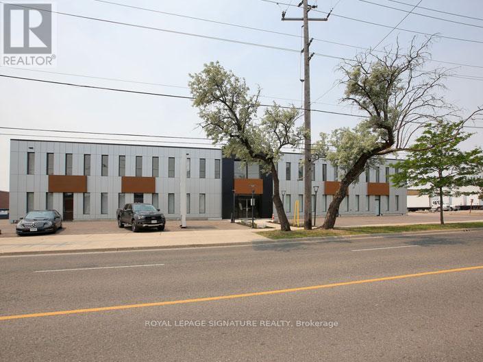 1B - 120 NORFINCH DRIVE
