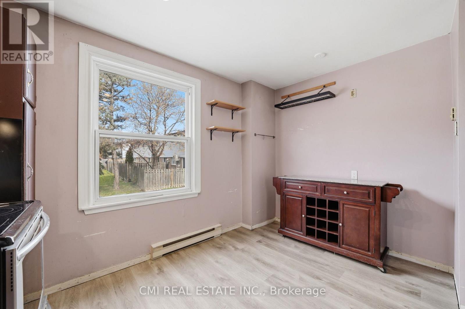 71 - 2440 Bromsgrove Road Property Photo 21