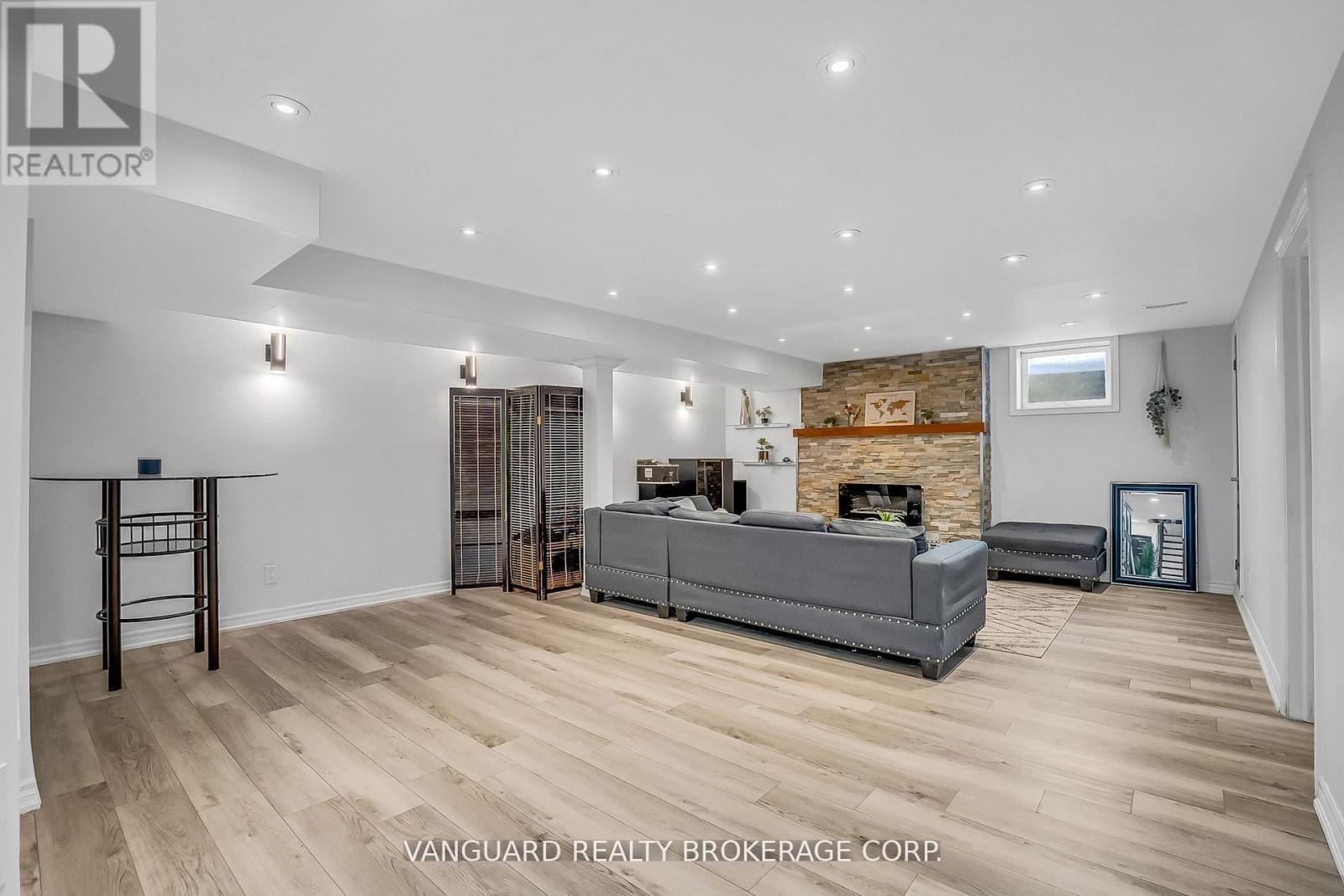 8070 Hornby Road Property Photo 28