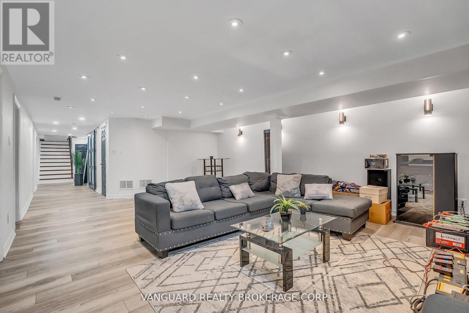 8070 Hornby Road Property Photo 29